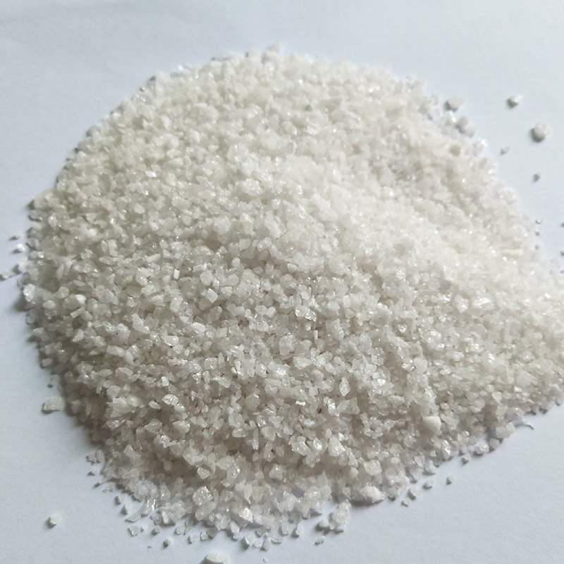 White corundum section sand